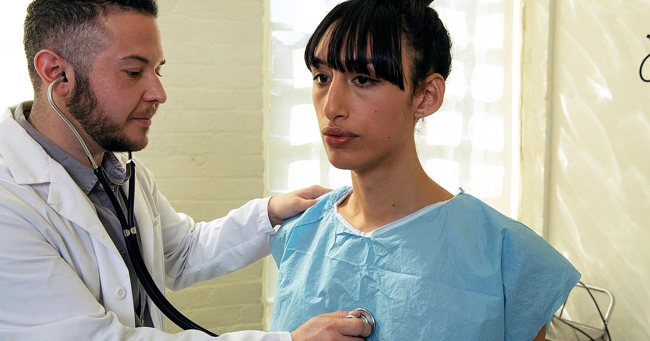 Abgelehnte Hormontherapien? Bundesregierung hat „keine Erkenntnisse“