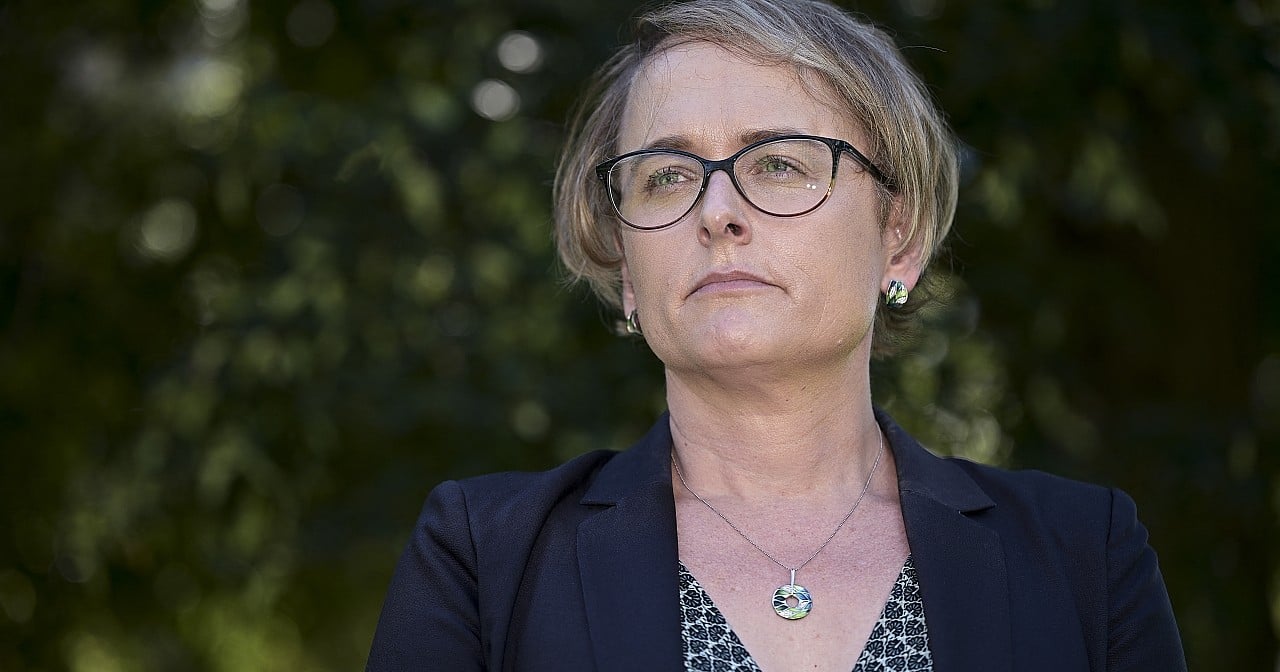 Trans Ex-CIA-Analystin rechnet mit Trump ab